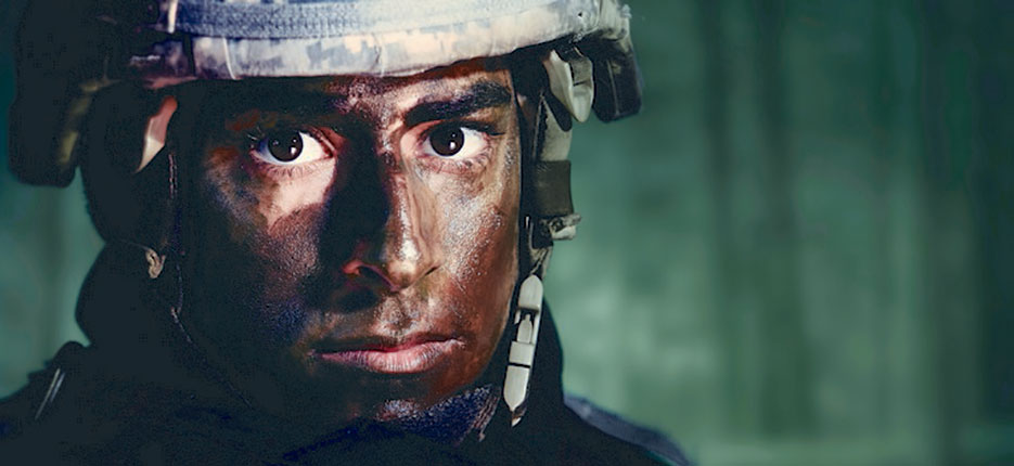 Camouflaged_Soldier_Stare-cropped